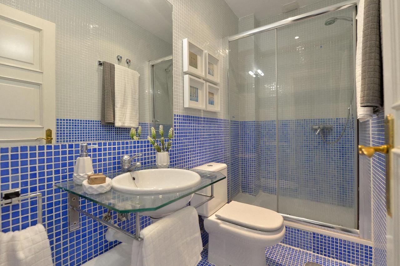 Homeabout Puerta Del Sol Premium Madrid Luaran gambar