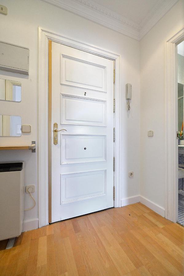 Homeabout Puerta Del Sol Premium Madrid Luaran gambar